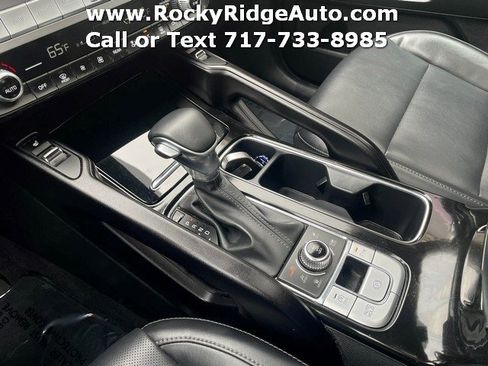 Used 2025 Kia Telluride S image 17