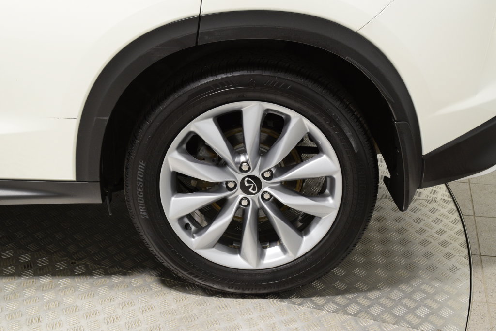 Certified 2022 INFINITI QX50 Luxe AWD/4WD image 40