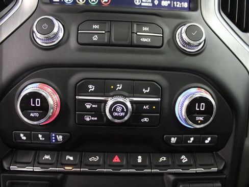 Used 2022 GMC Sierra 1500 Denali w/ Driver Alert Package II AWD/4WD image 38