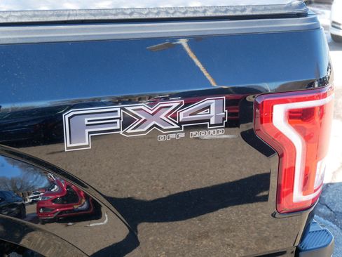 Used 2016 Ford F150 XLT w/ Equipment Group 302A Luxury image 18