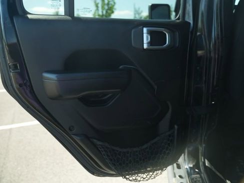 Used 2018 Jeep Wrangler Unlimited Sport S AWD/4WD image 16