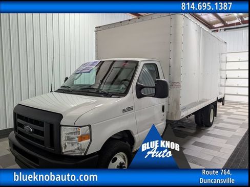 Used 2024 Ford E-350 and Econoline 350 Super Duty RWD image 1