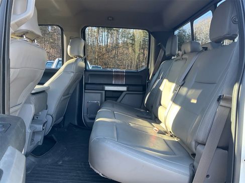 Used 2015 Ford F150 Lariat w/ Trailer Tow Package image 14