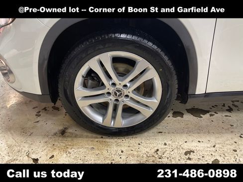 Used 2018 Mercedes-Benz GLA 250 4MATIC image 26