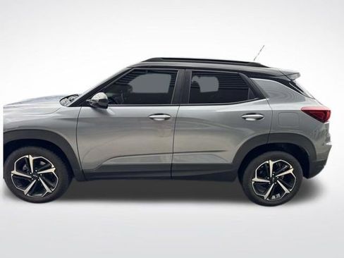 Used 2021 Chevrolet TrailBlazer RS w/ Sun and Liftgate Package AWD/4WD image 9