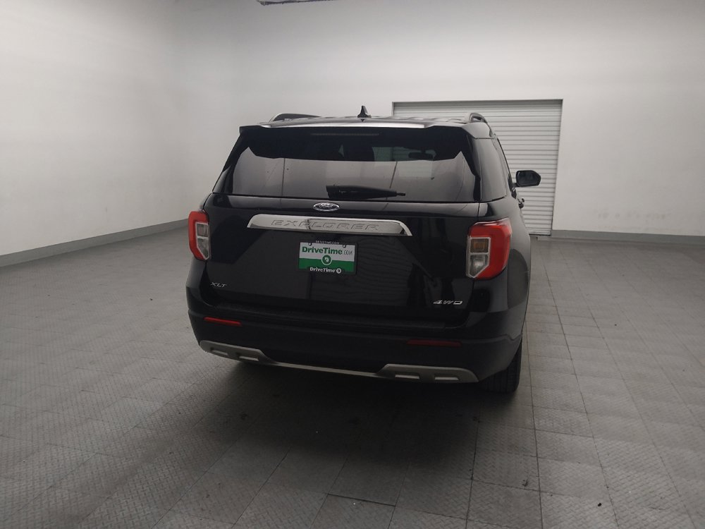 Used 2023 Ford Explorer XLT w/ Equipment Group 202A AWD/4WD image 7