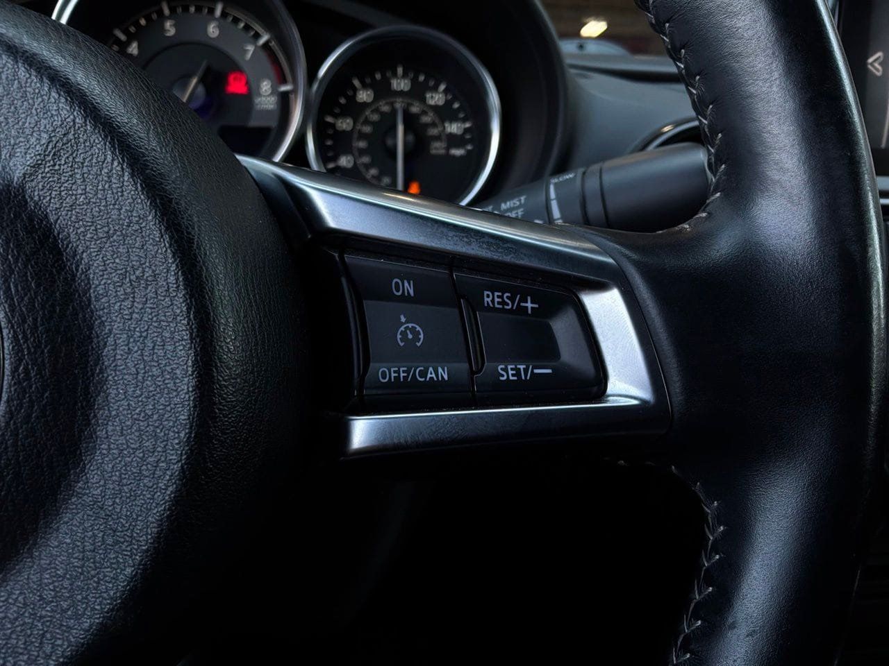 Used 2023 MAZDA MX-5 Miata Club RWD image 42