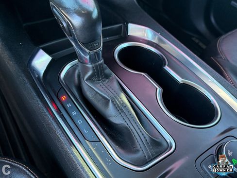 Used 2021 Chevrolet Traverse RS image 21