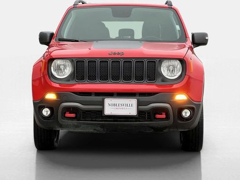 Used 2019 Jeep Renegade Trailhawk w/ Cold Weather Group II image 6