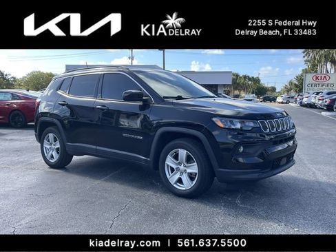 Used 2022 Jeep Compass Latitude w/ Sun and Sound Group image 1