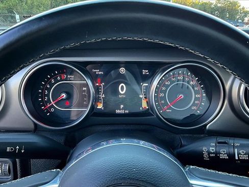 Used 2018 Jeep Wrangler Unlimited Rubicon image 12