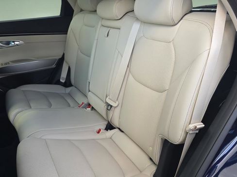 New 2026 Genesis GV70 2.5T Select image 10