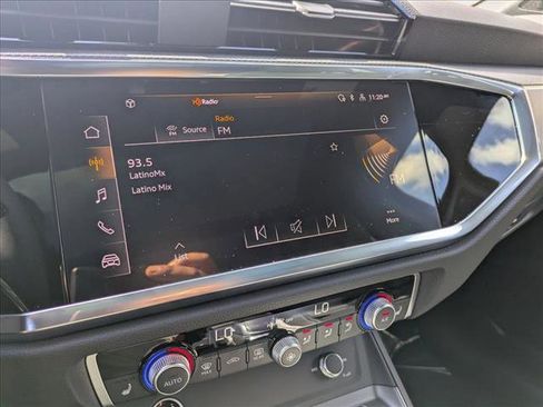 New 2025 Audi Q3 2.0T Premium image 12