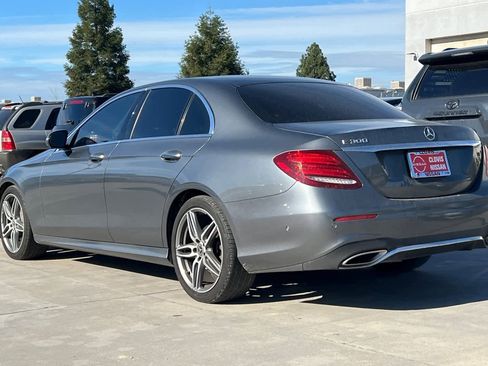 Used 2019 Mercedes-Benz E 300 image 7