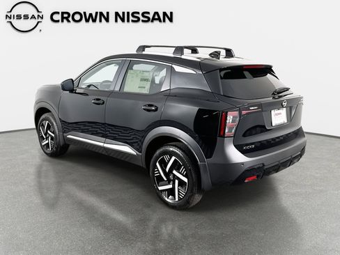 New 2026 Nissan Kicks SV FWD image 7