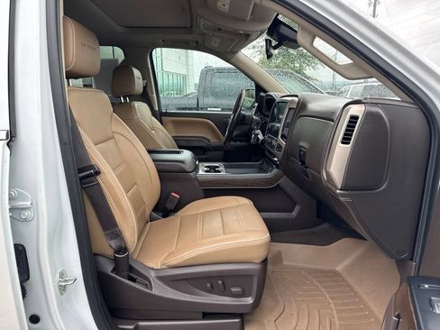 Used 2017 GMC Sierra 1500 Denali AWD/4WD image 16