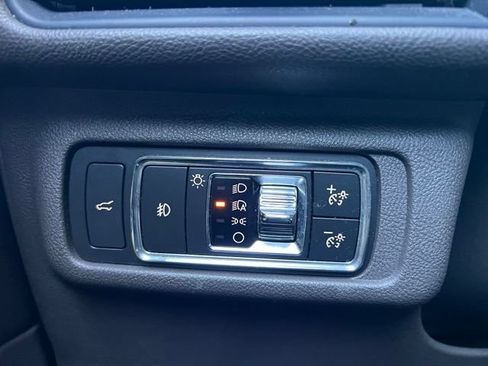 Used 2020 Lincoln Corsair Reserve w/ Equipment Group 201A FWD image 22