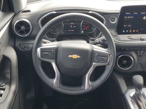 Certified 2025 Chevrolet Blazer LT w/ Midnight/Sport Edition AWD/4WD image 13