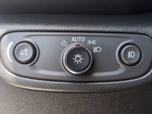 Certified 2023 Chevrolet TrailBlazer LT FWD image 17