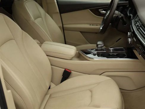 Used 2018 Audi Q7 3.0T Prestige w/ Prestige Package image 57