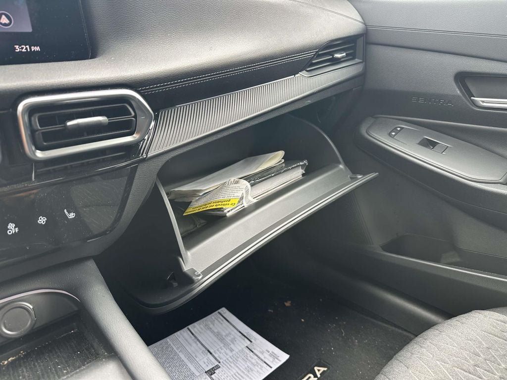 Certified 2026 Nissan Sentra SV w/ SV Convenience Package FWD image 18