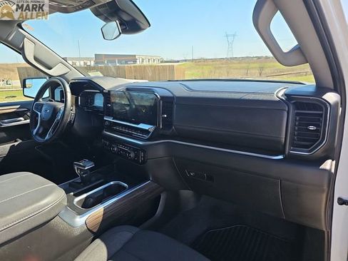 Used 2025 Chevrolet Silverado 1500 RST AWD/4WD image 28
