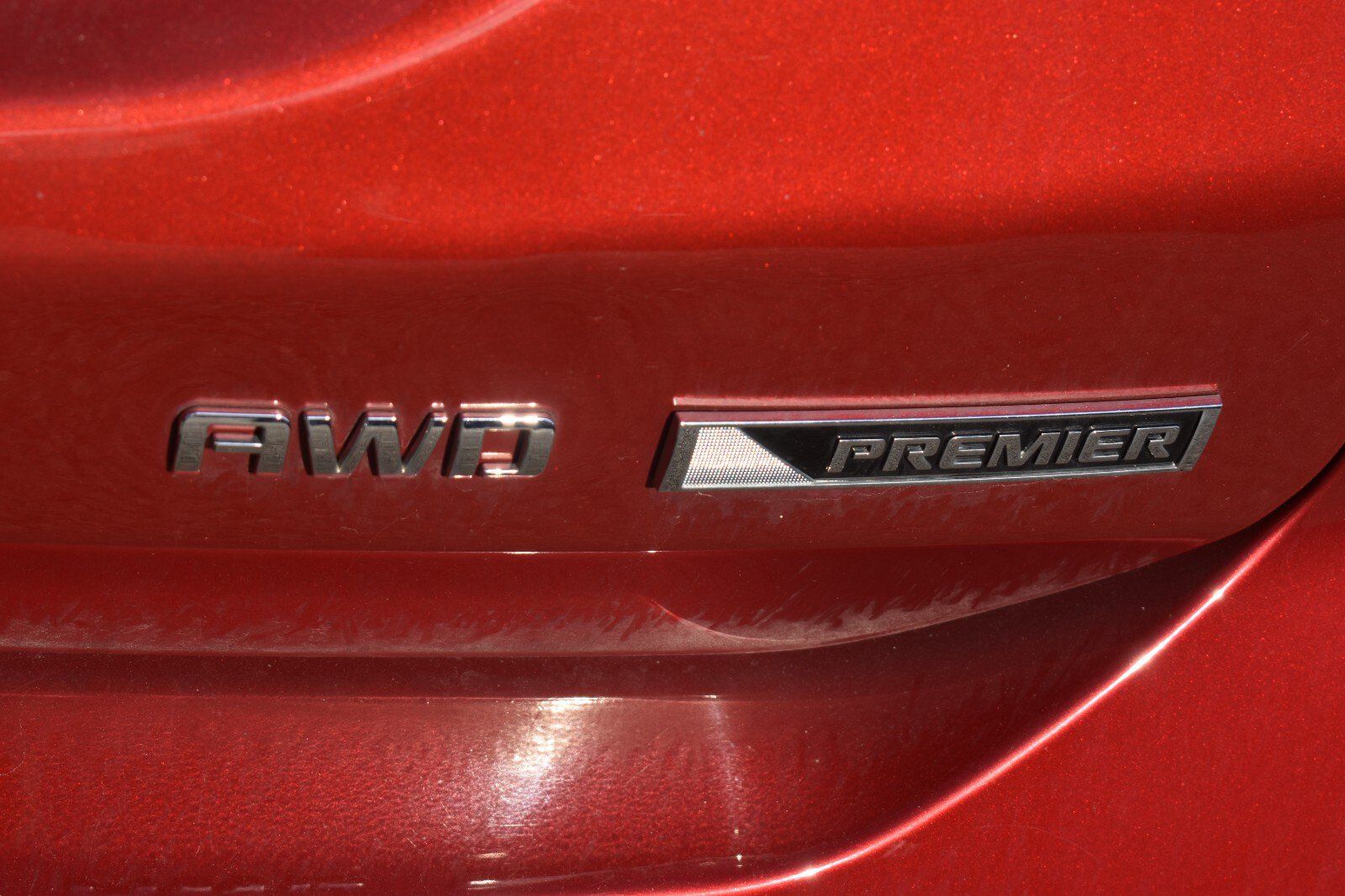Used 2018 Chevrolet Equinox Premier AWD/4WD image 13