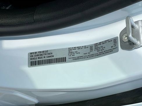 New 2026 Chrysler Pacifica Select image 35