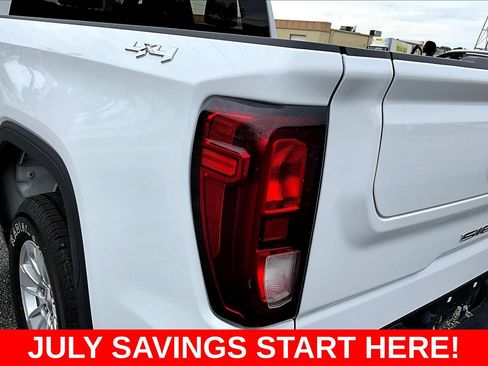 Used 2022 GMC Sierra 1500 SLE AWD/4WD image 31