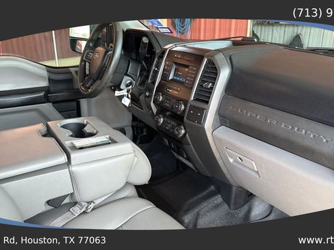 Used 2019 Ford F250 XL w/ Power Equipment Group AWD/4WD image 38