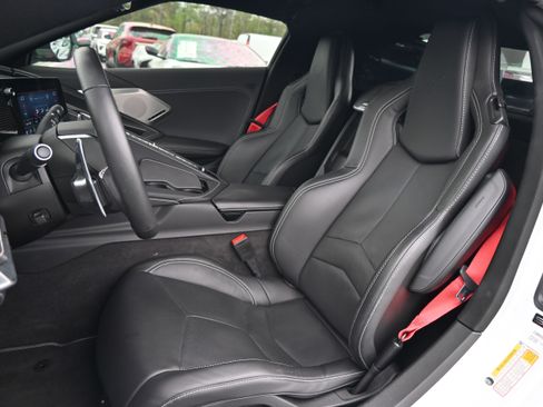 Used 2023 Chevrolet Corvette Stingray Preferred Cpe w/ Z51 Performance Package RWD image 17