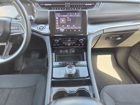 Used 2023 Jeep Grand Cherokee L Laredo w/ Luxury Tech Group I RWD image 15