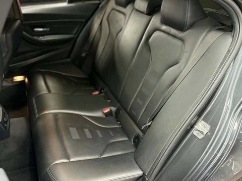 Used 2018 BMW M3 RWD image 10