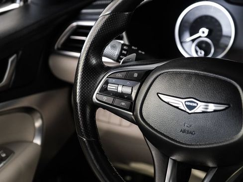 Used 2024 Genesis G70 2.5T RWD image 15