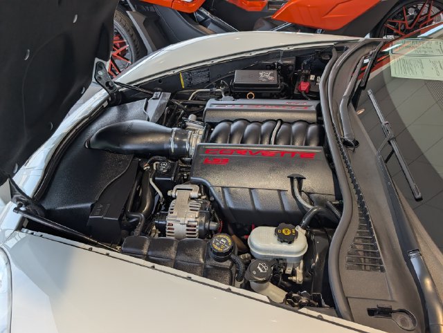 Used 2011 Chevrolet Corvette Grand Sport w/ Preferred Equipment Group RWD image 21