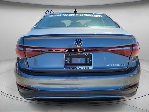 New 2026 Volkswagen Jetta SE image 4