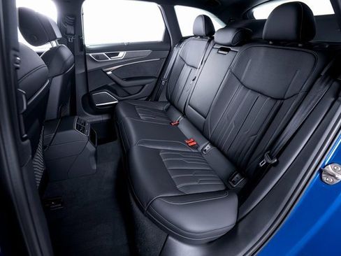 Used 2025 Audi RS 6 performance image 24