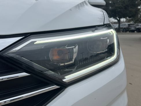 Used 2020 Volkswagen Jetta SEL image 6