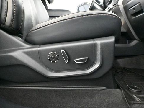 Used 2022 Ford F350 Platinum image 44