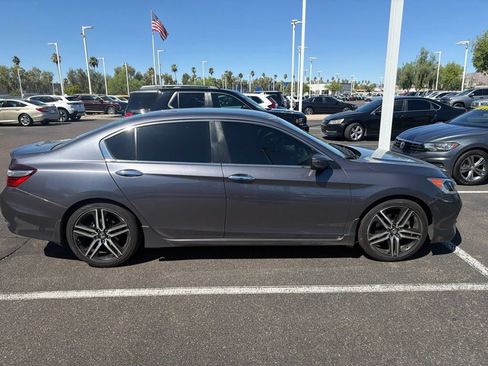 Used 2017 Honda Accord Sport image 8