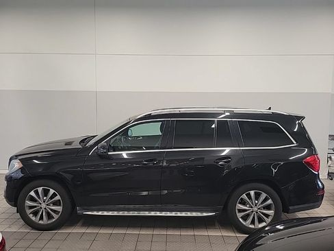 Used 2014 Mercedes-Benz GL 450 4MATIC image 2
