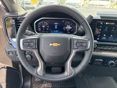 New 2026 Chevrolet Silverado 1500 LT w/ Z71 Off-Road Package AWD/4WD image 16