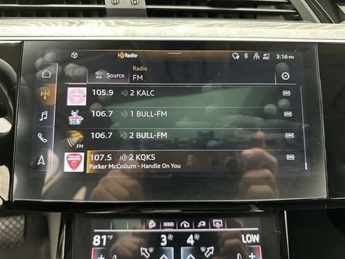 Certified 2024 Audi Q8 e-tron Premium image 16