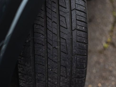 Used 2018 Audi Q3 2.0T Premium Plus w/ S Line Competition Package image 5