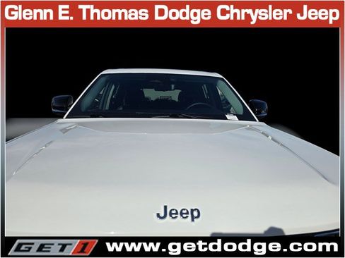 Certified 2023 Jeep Grand Cherokee Limited w/ Luxury Tech Group II image 5