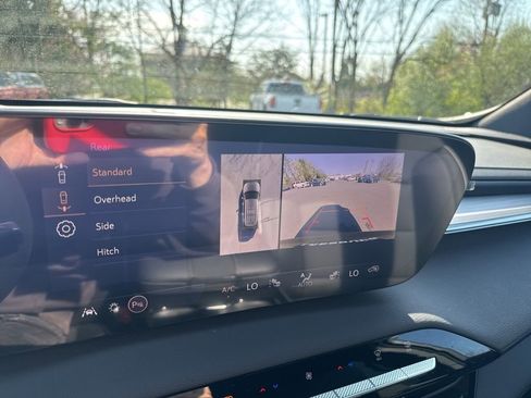 New 2026 Buick Enclave Preferred w/ Power Package AWD/4WD image 21