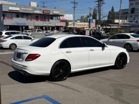 Used 2017 Mercedes-Benz E 300 E 300 4MATIC Sedan 4D w/ Premium 1 Package image 16