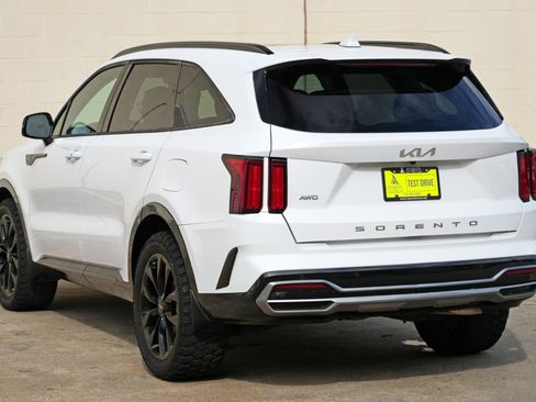 Used 2022 Kia Sorento SX AWD/4WD image 47