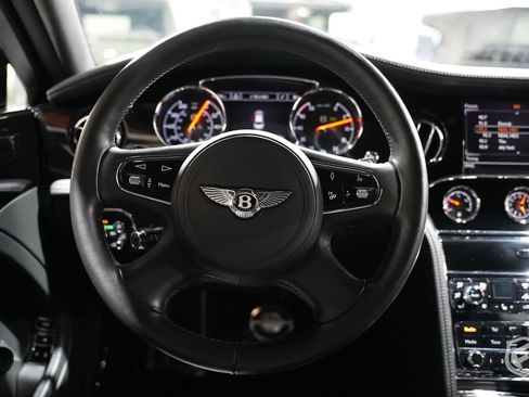 Used 2012 Bentley Mulsanne RWD image 12