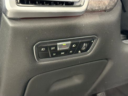 Used 2020 BMW X5 xDrive50i w/ Executive Package image 16